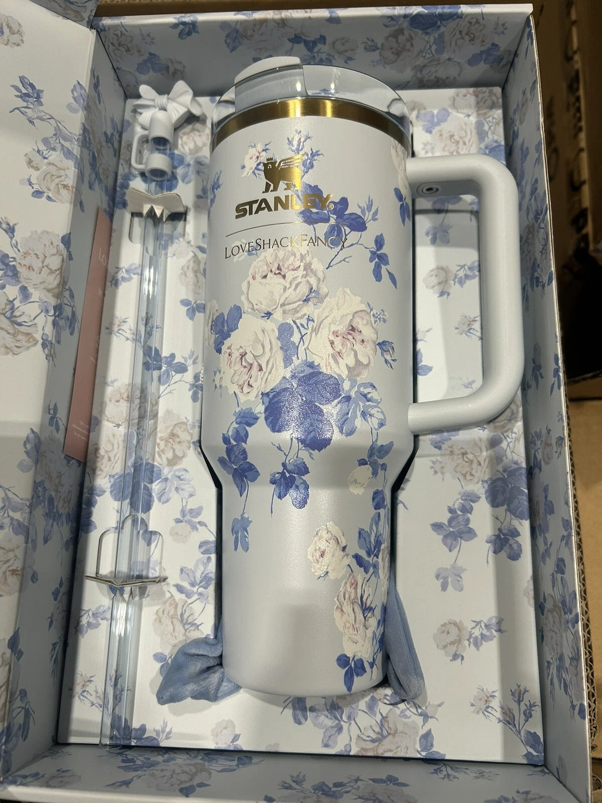 Stanley x LoveShackFancy 40 OZ Quencher - Everblooming Rosettes